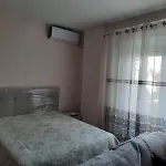 Spacious Studio Near The Seaside