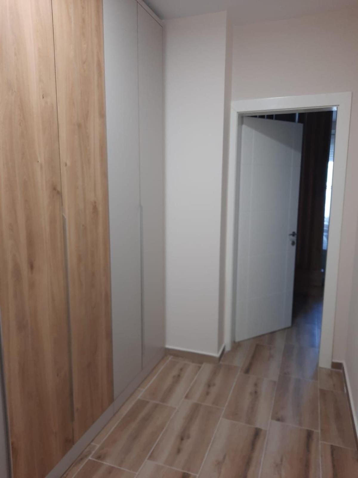 Spacious Near The Seaside
